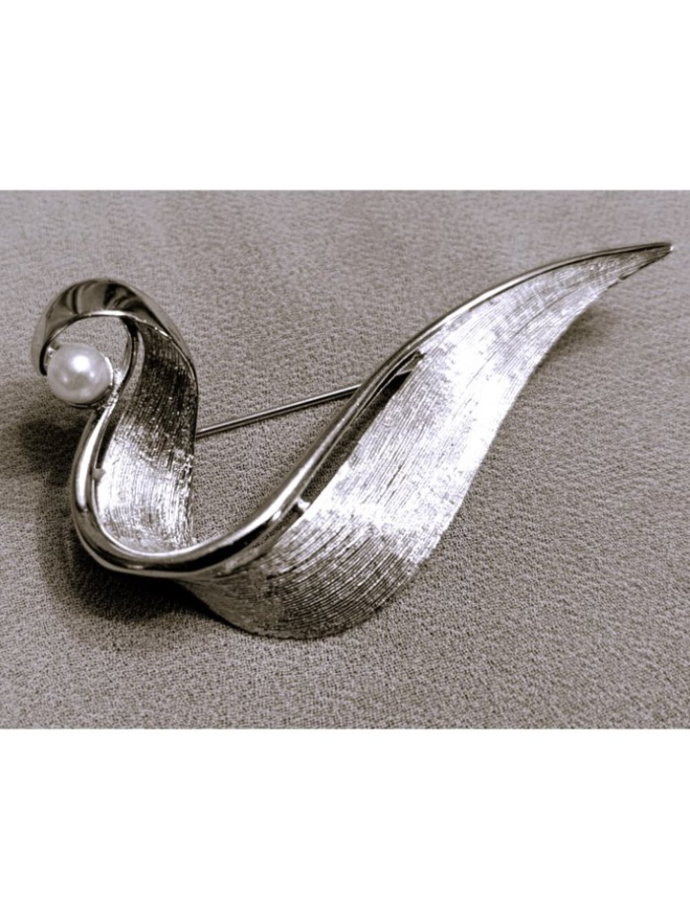 Vintage MARBOUX Signed Silver Tone and Pearl Brooch #1062